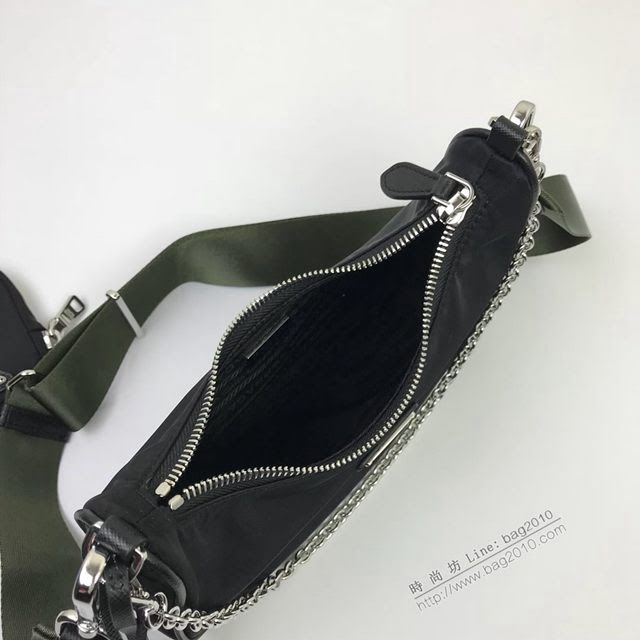 prada女包 普拉達2020新款nylon Hobo手拎包 時尚百搭 prada腋下包 1BH204 Prada單肩斜挎包  pyd2381